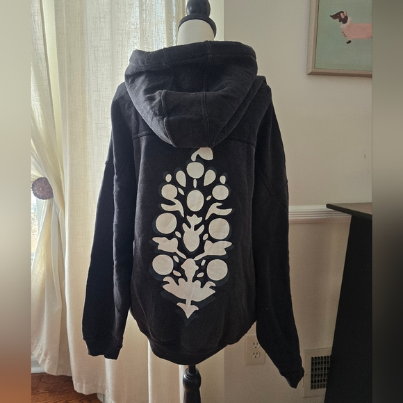 NWOT Free People Movement Final Call Logo Hoodie SMALL - Picture 7 of 11